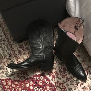 Genuine lizard skin J toe